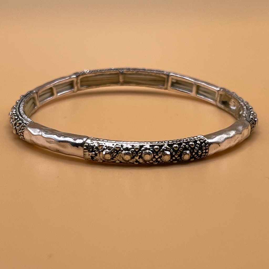Br51- Silver-Toned Stretchy Bracelet With Southwestern Design